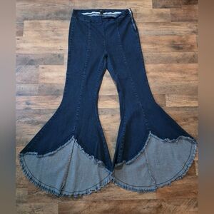 Judy Blue Women's Bell Bottom High Waisted Super Flare Rodeo Blue Jeans Size 14